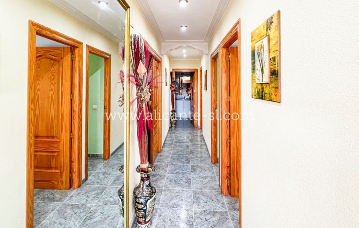 Venta - Villa  - La Romana