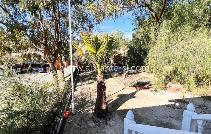 Venta - Villa  - La Romana