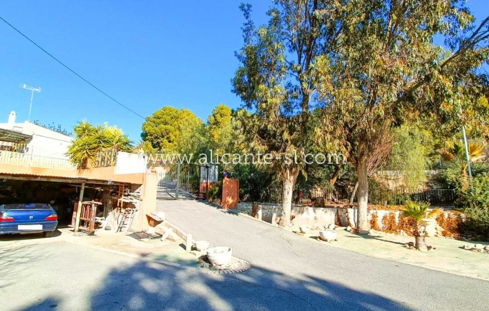 Venta - Villa  - La Romana