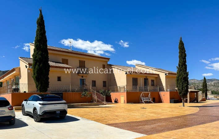 Sale - Villa  - La Romana