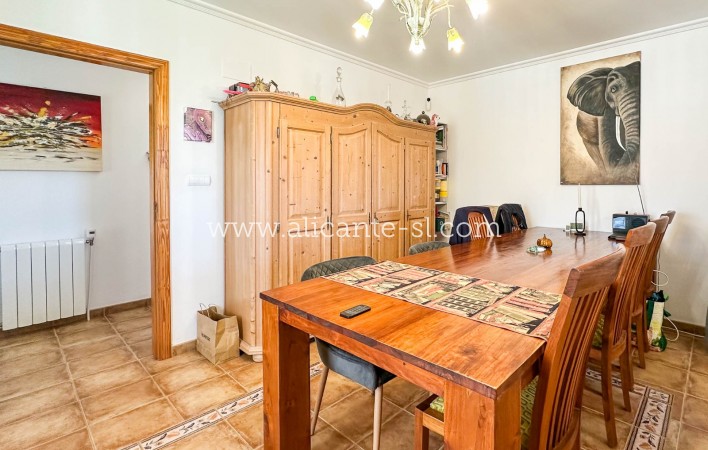 Sale - Villa  - La Romana