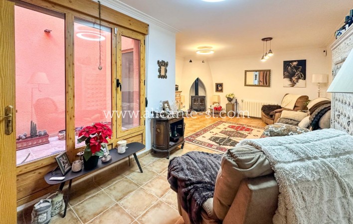 Sale - Villa  - La Romana