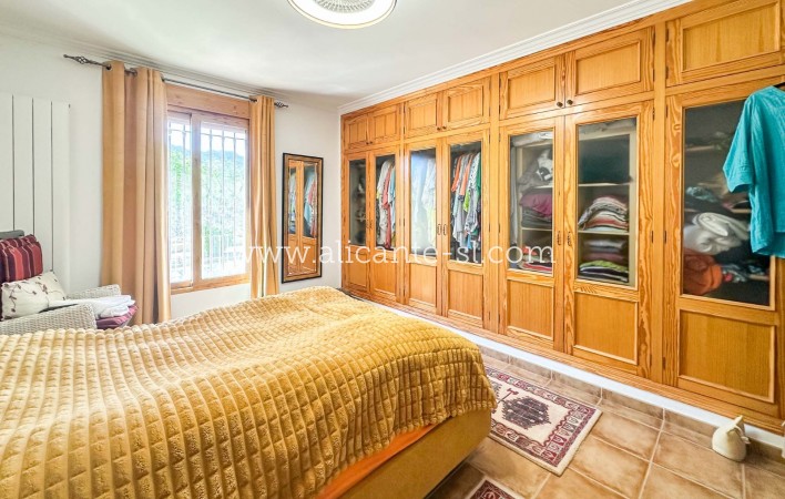 Sale - Villa  - La Romana