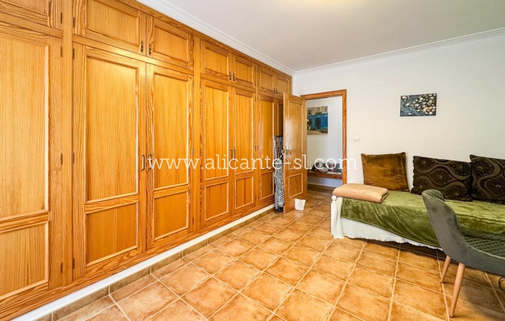 Sale - Villa  - La Romana