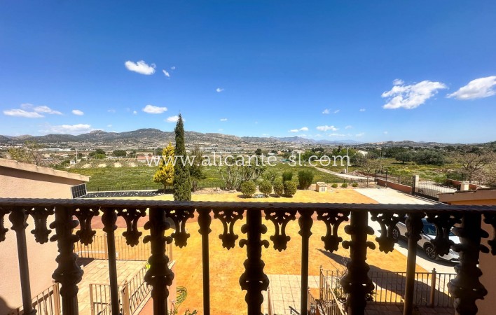 Sale - Villa  - La Romana