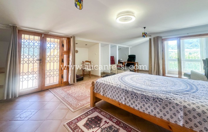 Sale - Villa  - La Romana