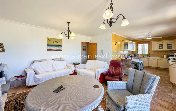 Sale - Villa  - La Romana