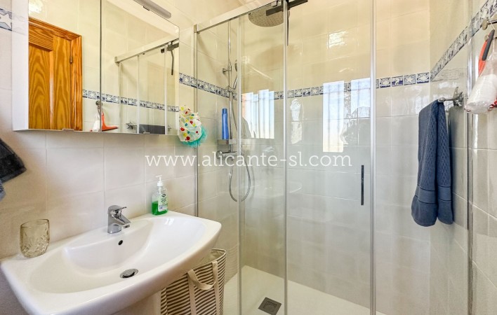 Sale - Villa  - La Romana