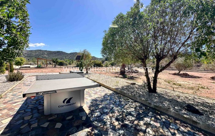 Sale - Villa  - La Romana