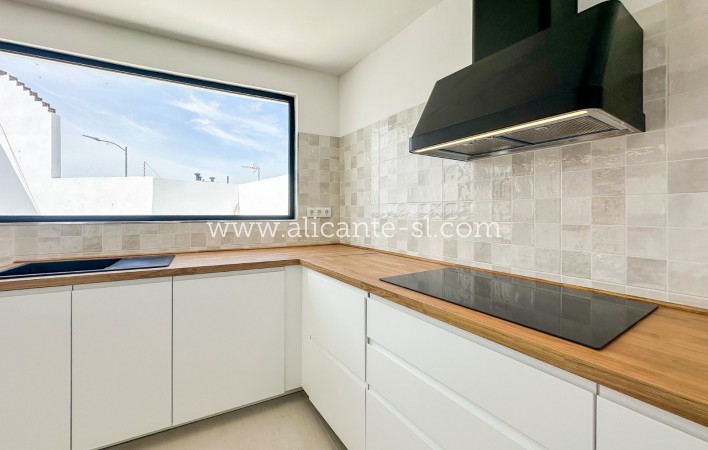 Sale - Townhouse - Hondón de las Nieves