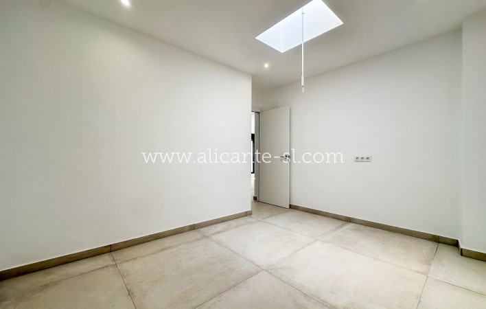 Sale - Townhouse - Hondón de las Nieves