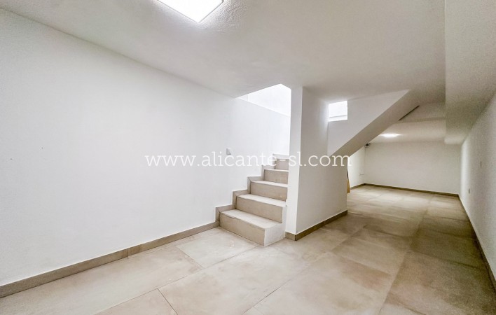 Sale - Townhouse - Hondón de las Nieves