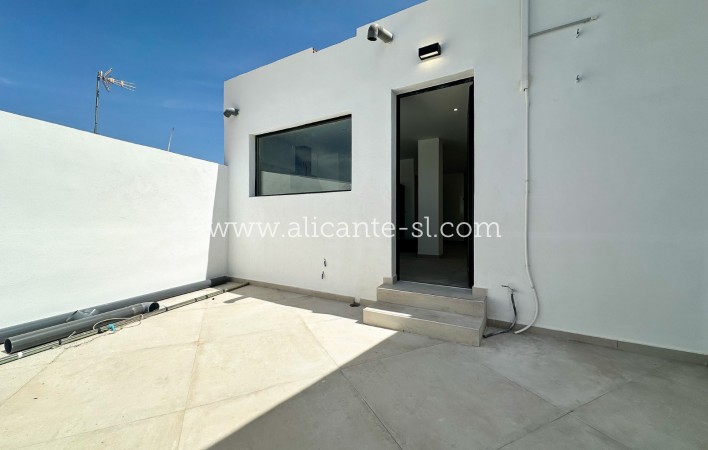 Sale - Townhouse - Hondón de las Nieves