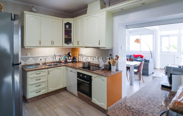 Sale - Villa  - La Romana