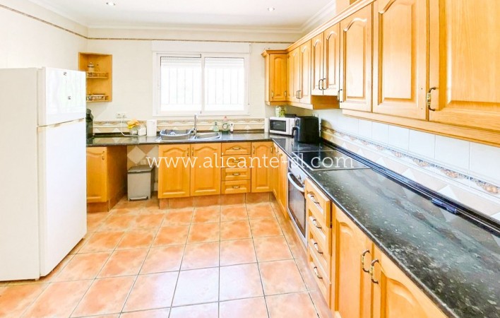 Sale - Villa  - La Romana
