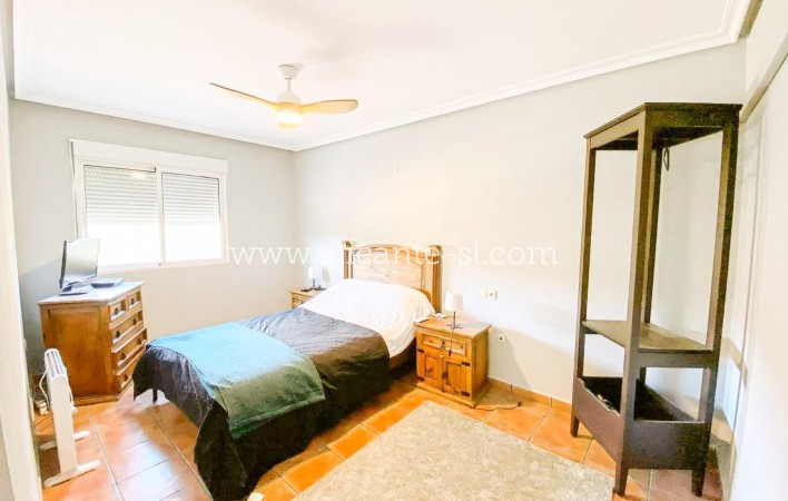 Sale - Villa  - La Romana