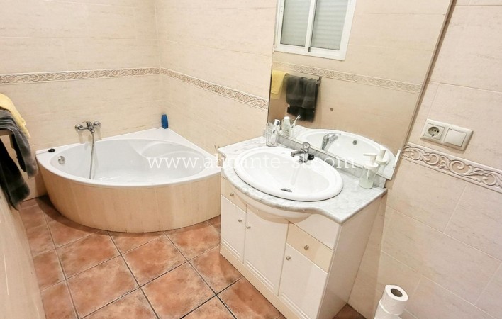 Sale - Villa  - La Romana
