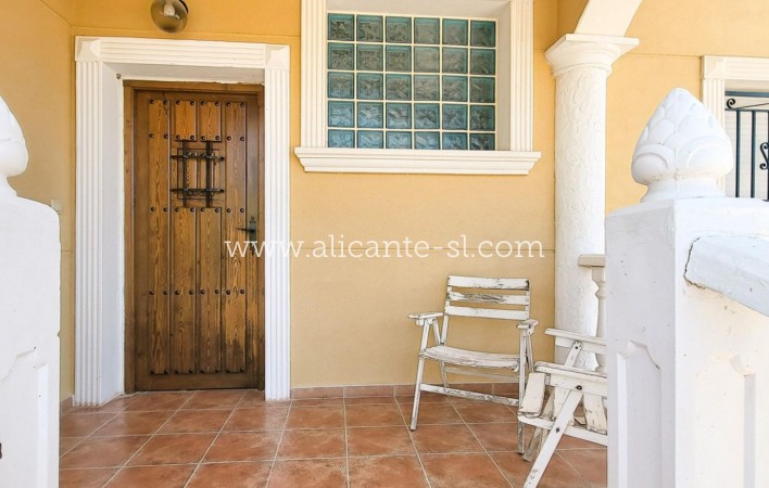 Sale - Villa  - La Romana