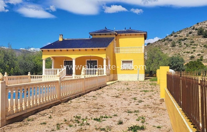 Sale - Villa  - La Romana