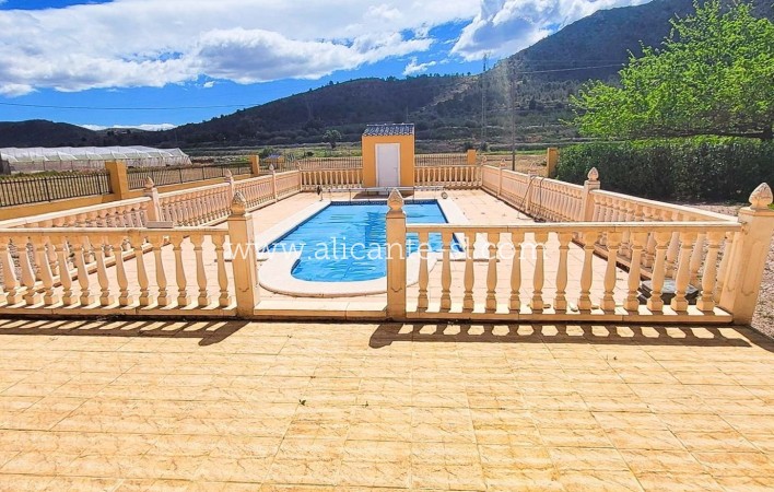 Sale - Villa  - La Romana
