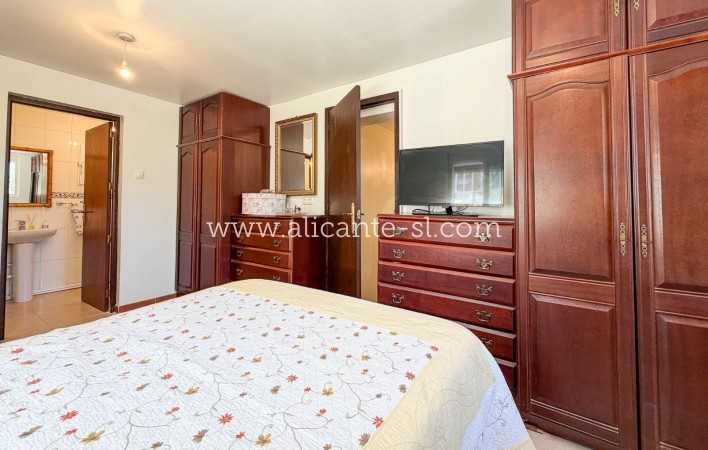 Sale - Finca - Hondón de las Nieves