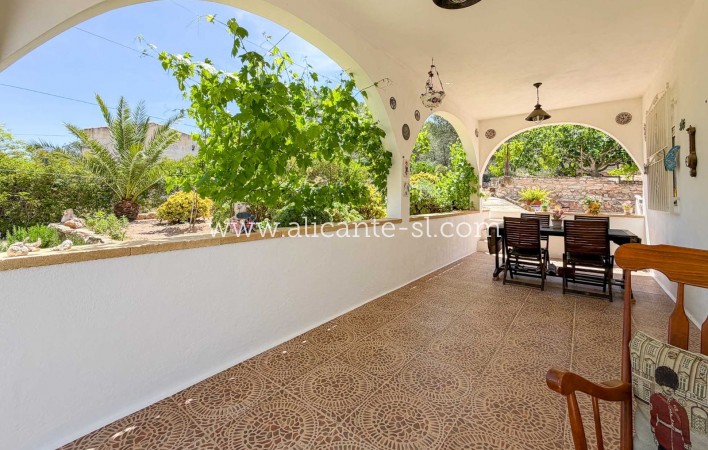 Sale - Finca - Hondón de las Nieves