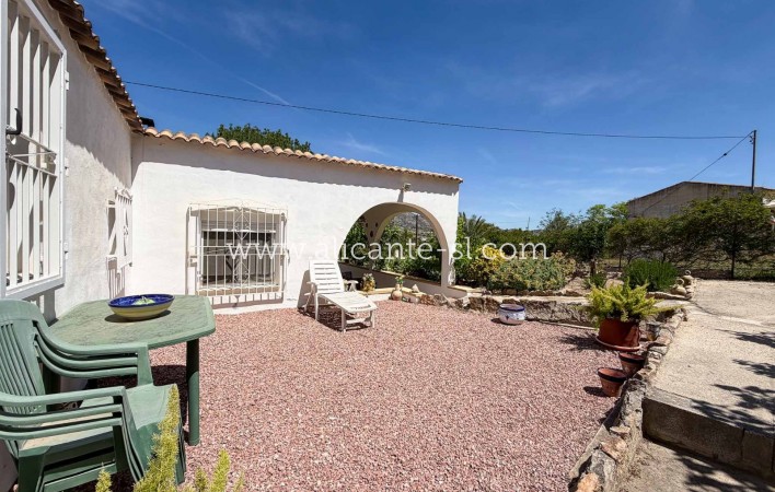 Sale - Finca - Hondón de las Nieves
