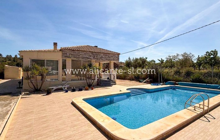 Sale - Villa  - Macisvenda