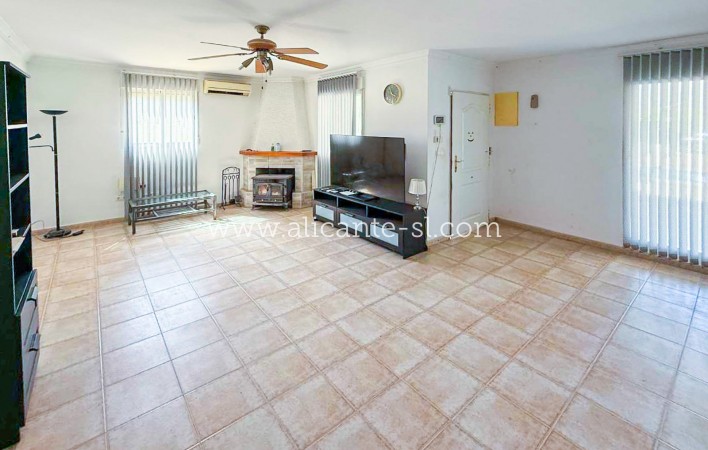 Sale - Villa  - Macisvenda