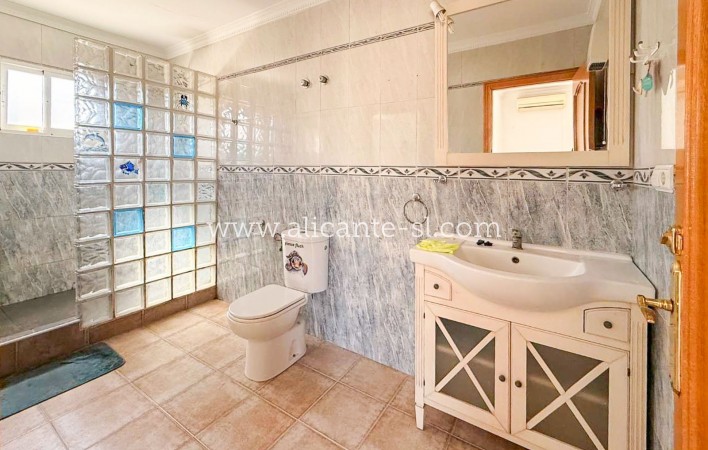 Sale - Villa  - Macisvenda