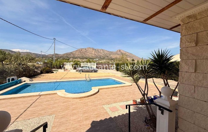 Sale - Villa  - Macisvenda