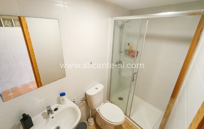 Sale - Country House - Algueña