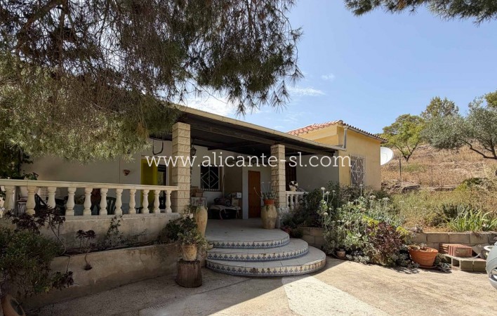 Sale - Finca - Hondón de las Nieves