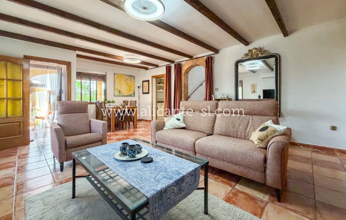 Sale - Villa  - Hondón de los Fráiles