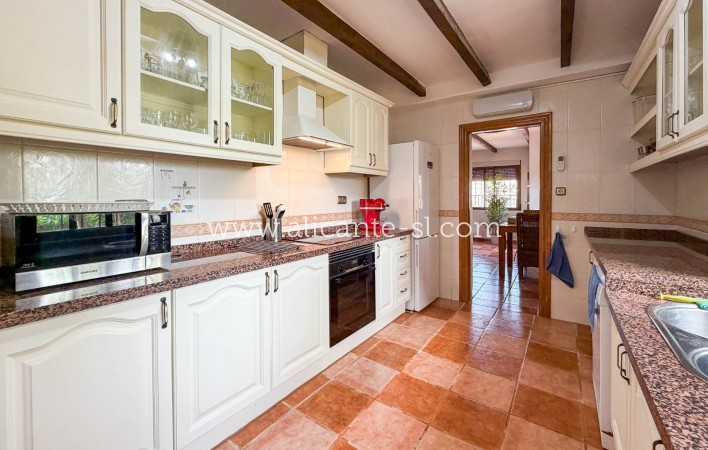 Sale - Villa  - Hondón de los Fráiles
