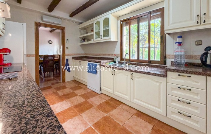 Sale - Villa  - Hondón de los Fráiles