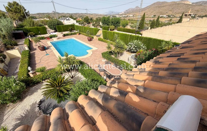 Sale - Villa  - Hondón de los Fráiles