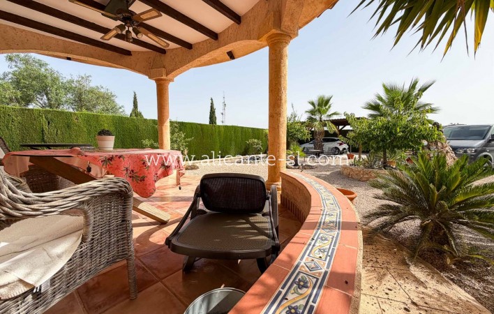 Sale - Villa  - Hondón de los Fráiles