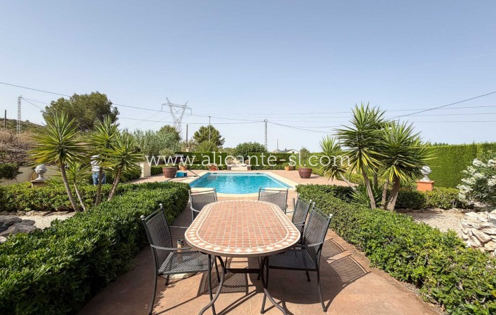 Sale - Villa  - Hondón de los Fráiles