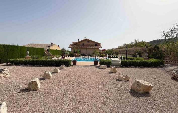 Sale - Villa  - Hondón de los Fráiles