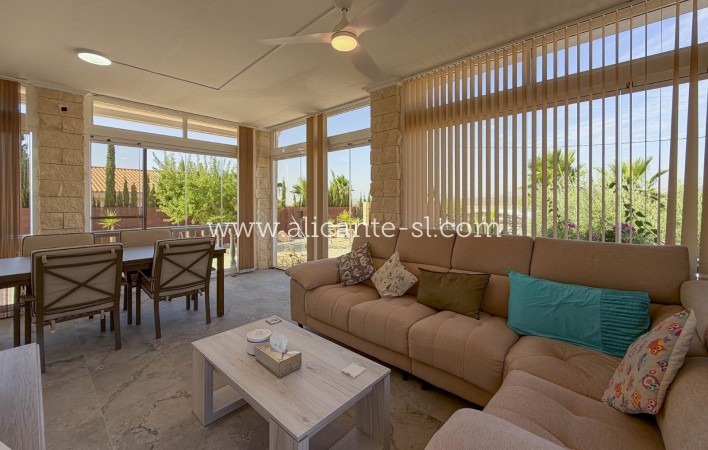 Sale - Villa  - Macisvenda