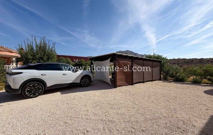 Sale - Villa  - Macisvenda