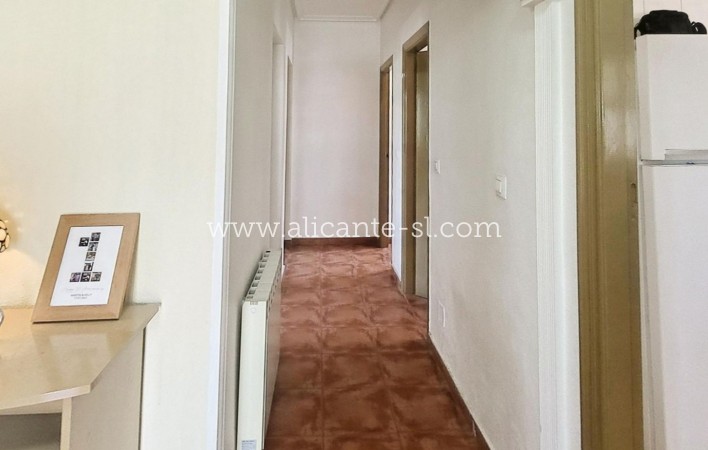 Sale - Villa  - Algueña