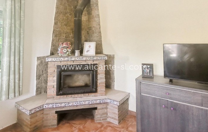 Sale - Villa  - Algueña