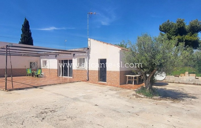 Sale - Villa  - La Romana