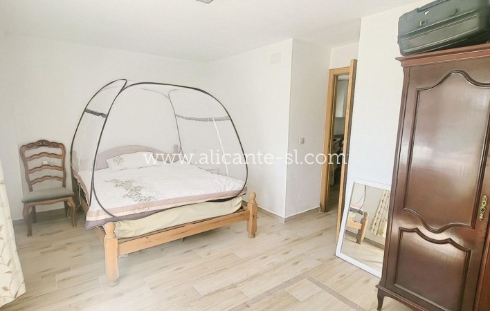 Sale - Villa  - La Romana