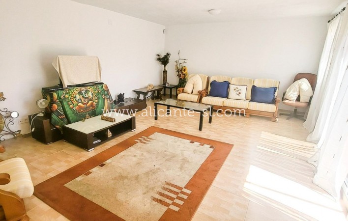 Sale - Villa  - La Romana
