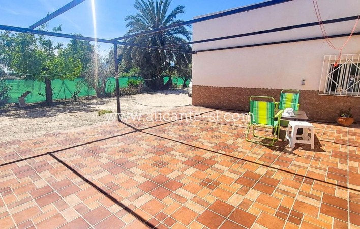 Sale - Villa  - La Romana