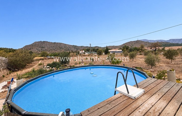 Sale - Finca - Hondón de las Nieves