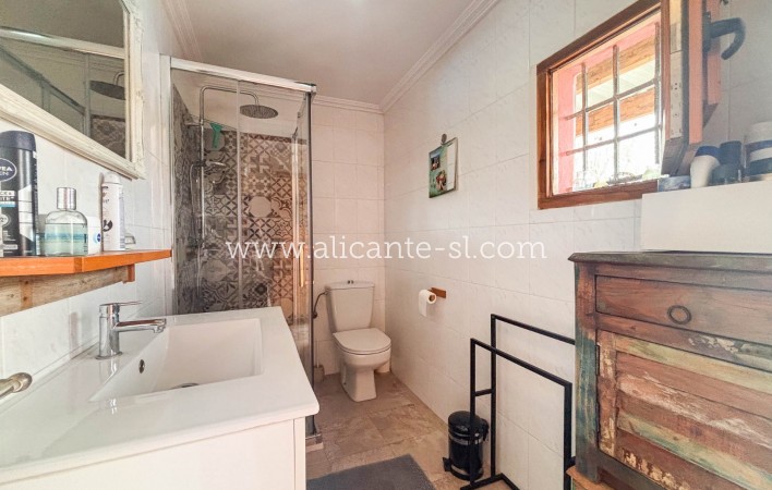 Sale - Finca - Hondón de las Nieves
